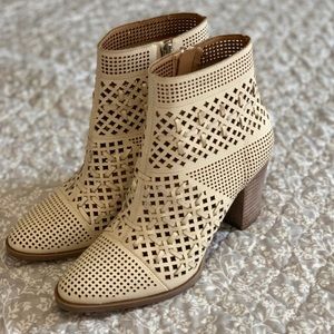 Franco Sarto Damsel Ankle Boots NWOT